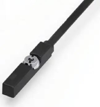 Czujnik PNP NO, 10-28V DC 3-przew.,kabel 5m, bez w